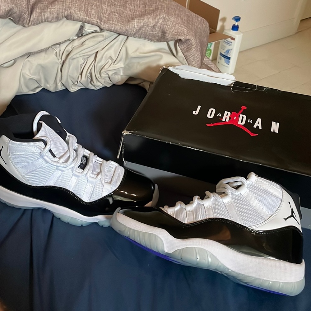 Jordan 11 Concord